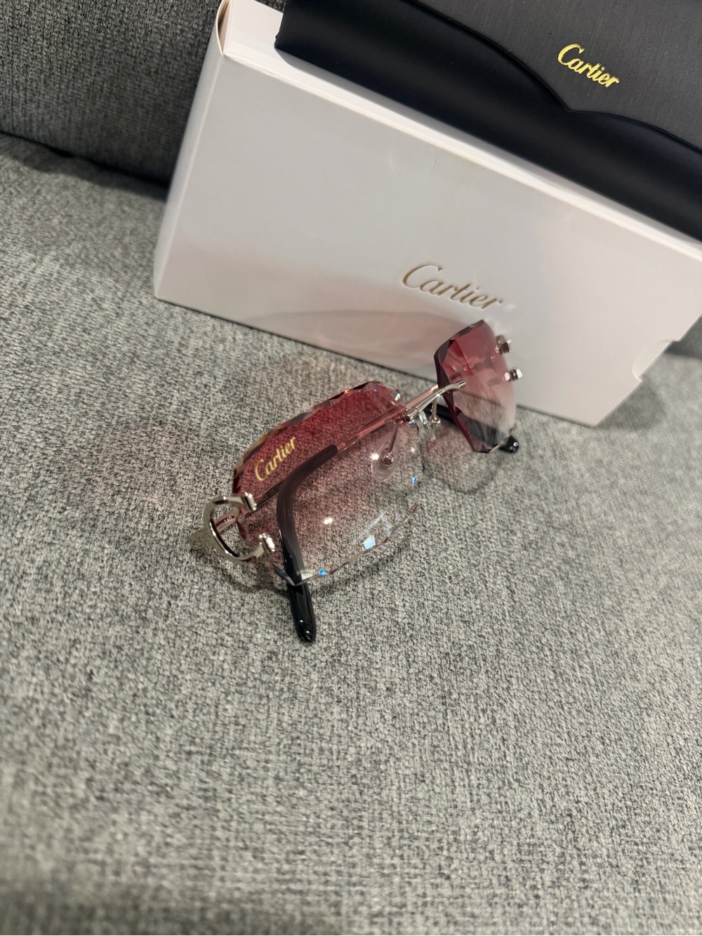 Cartier Rimless Sunglasses with Red Gradient Lenses and Black Case - Picture 2 of 5